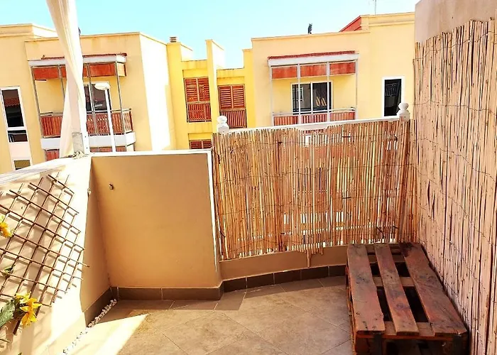 Будинок відпочинку Cheap Studio, Wifi Free Adeje House